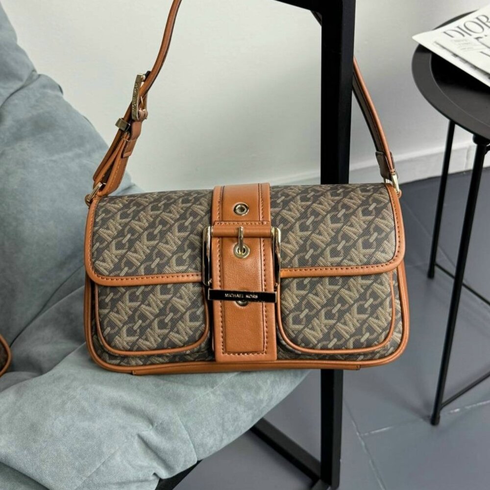 MICHAEL KORS bag